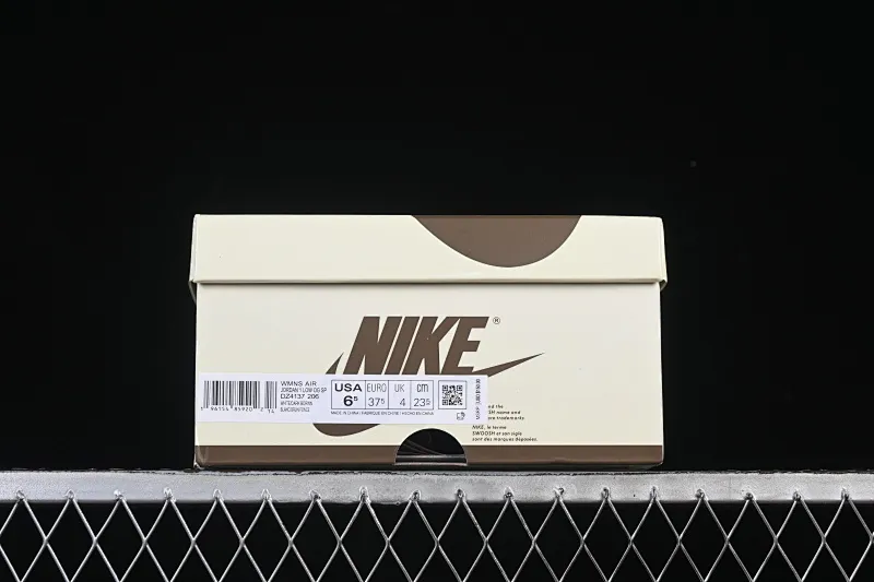 All categories Air Jordan Jordan series basketball shoes Air Jordan 1 Low foreign trade version Travis Scott x Air Jordan 1 Low OG AJ1 Joe 1 pink undercut low top DZ4137-206